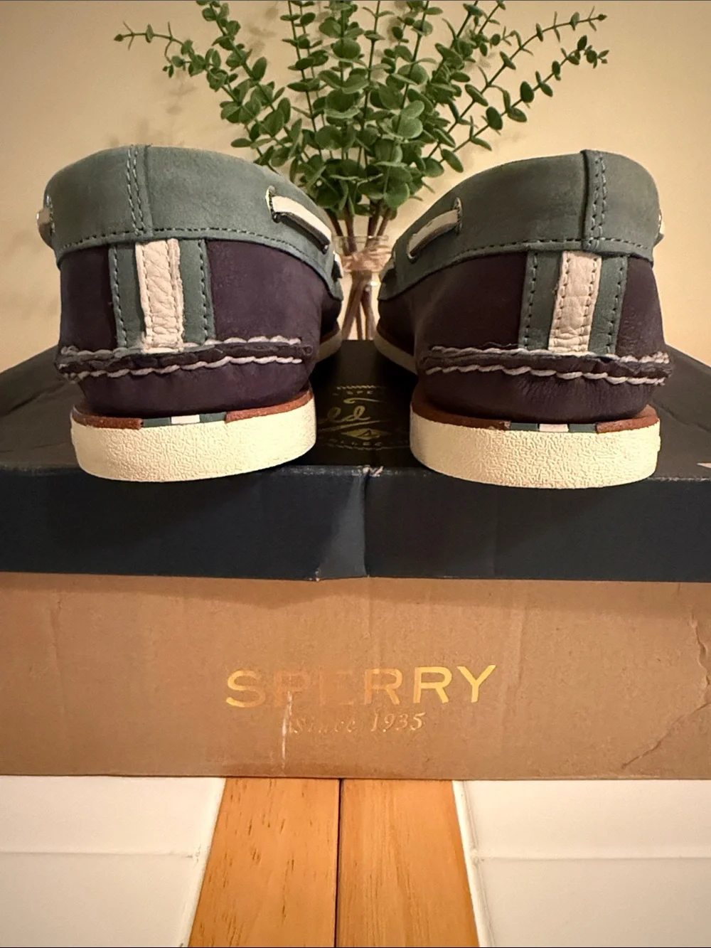 Sperry Men’s Gold Cup Collection Boat Shoes Navy/Reef/Ivory Lambskin Lined